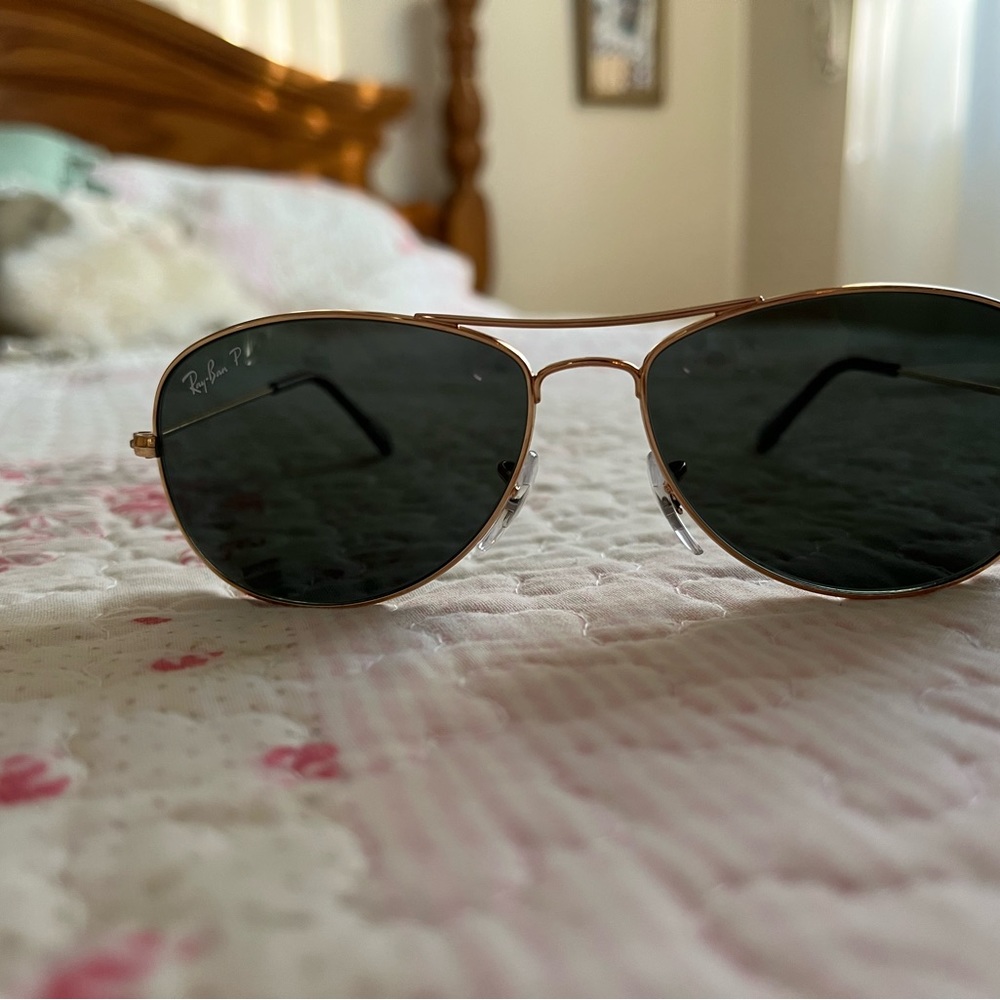 Ray Ban sunglasses w/out case